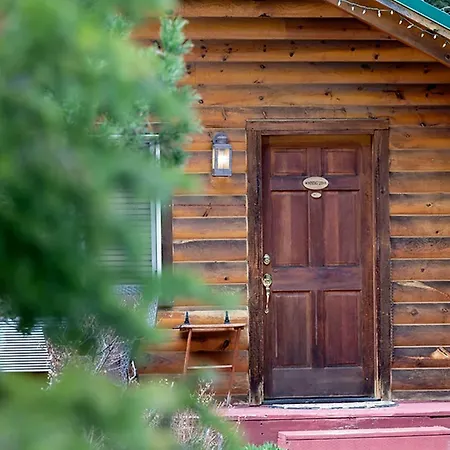 Alaskan Inn And Spa-2